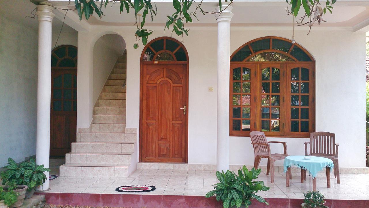 Welcome Family Guest House. Bentota Luaran gambar