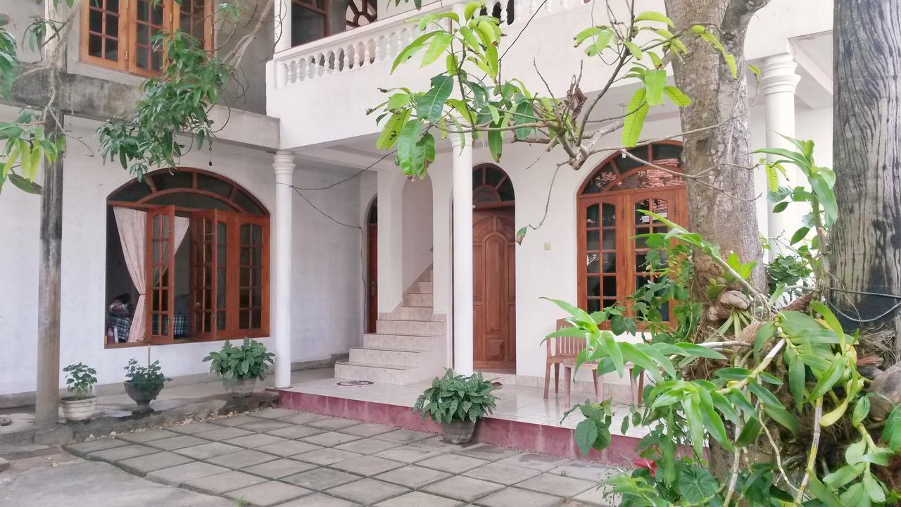 Welcome Family Guest House. Bentota Luaran gambar