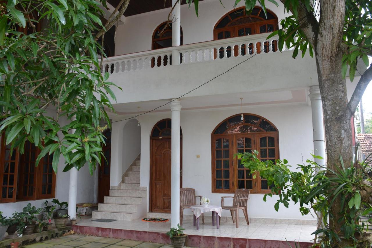 Welcome Family Guest House. Bentota Luaran gambar